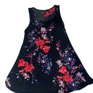 Lildy Floral Sleeveless Pocketed Tunic